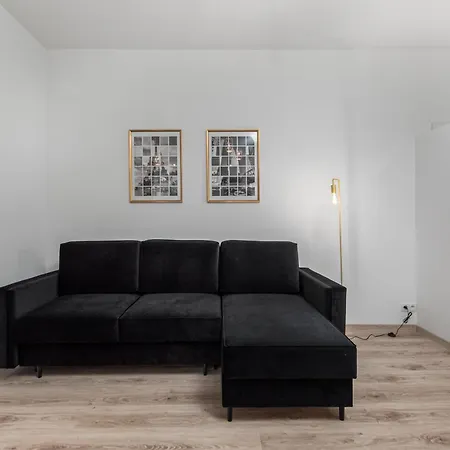 Coco Premium Warszawa Radosc Apartment Exterior photo