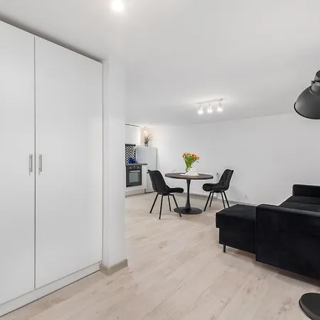 Coco Premium Warszawa Radosc Apartment Room photo