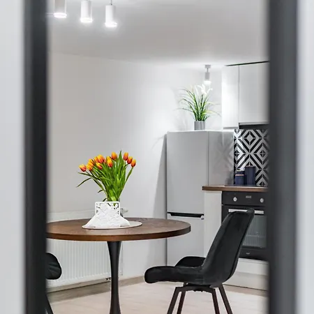 Coco Premium Warszawa Radosc Apartment Room photo