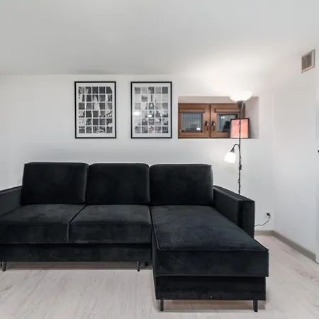Coco Premium Warszawa Radosc Apartment Room photo